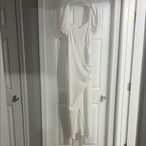 Elegant White Puff Sleeve Dress